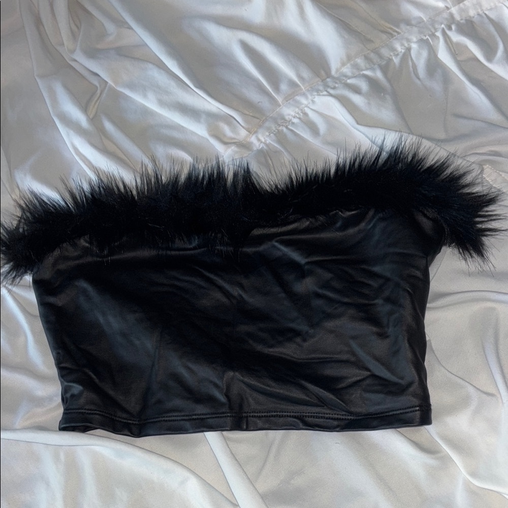 SHEIN Black Faux Fur Trim Tank Top